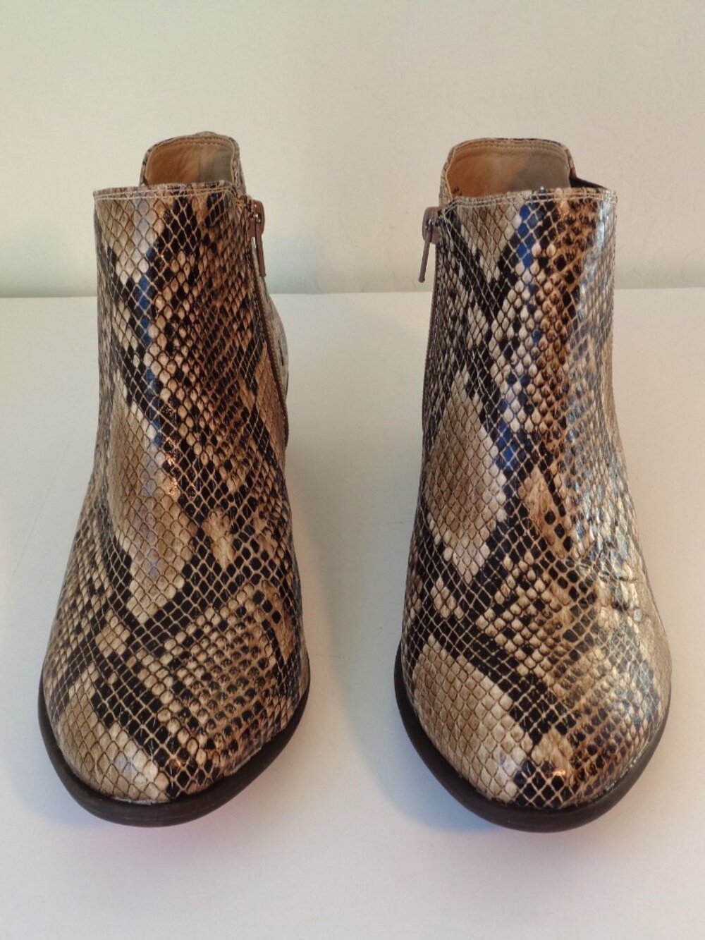MIA Jimena Embossed Snake Print Boots Ankle Booties Beige & Brown Size 7.5 NEW